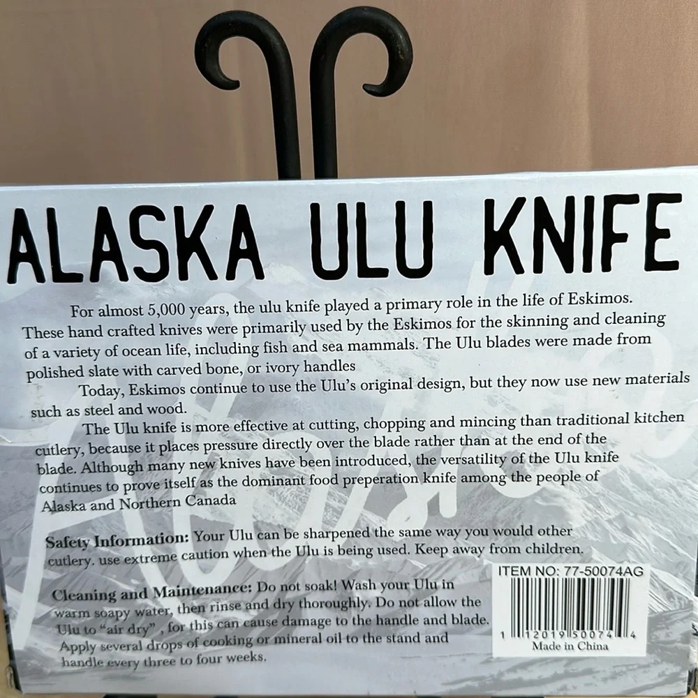 ALASKA ULU KNIFE the traditional cutlery of Alaska